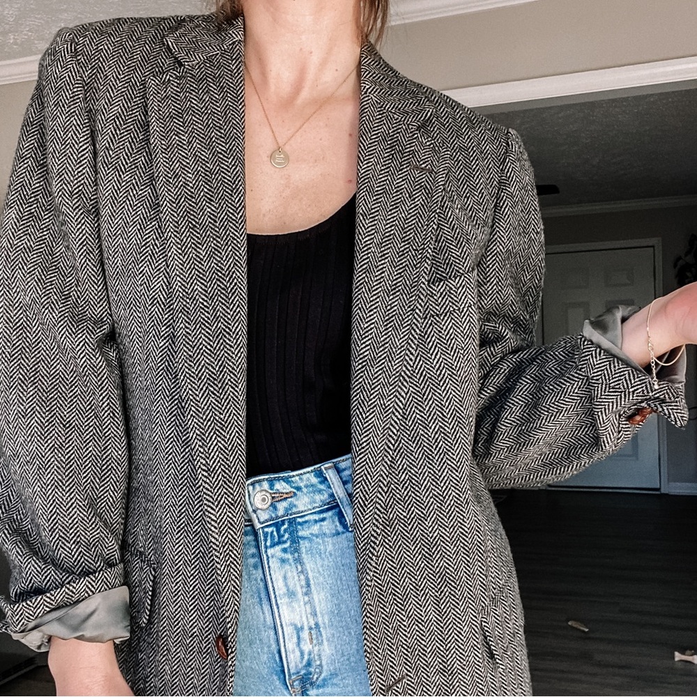 Vintage blazer from the 70s, gray & black. Size L.